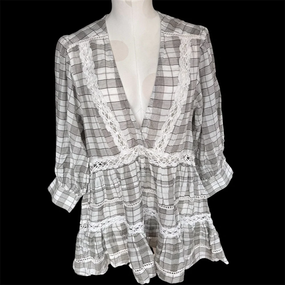 Free People Time Out Tunic like new Small Plaid with lace detail